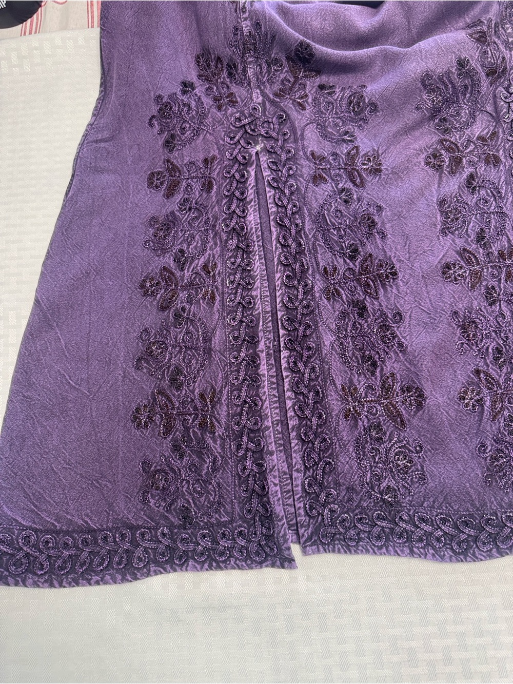 V-neck Vintage 100% Viscose Embroidered Purple Maxi Dress - Picture 14 of 14